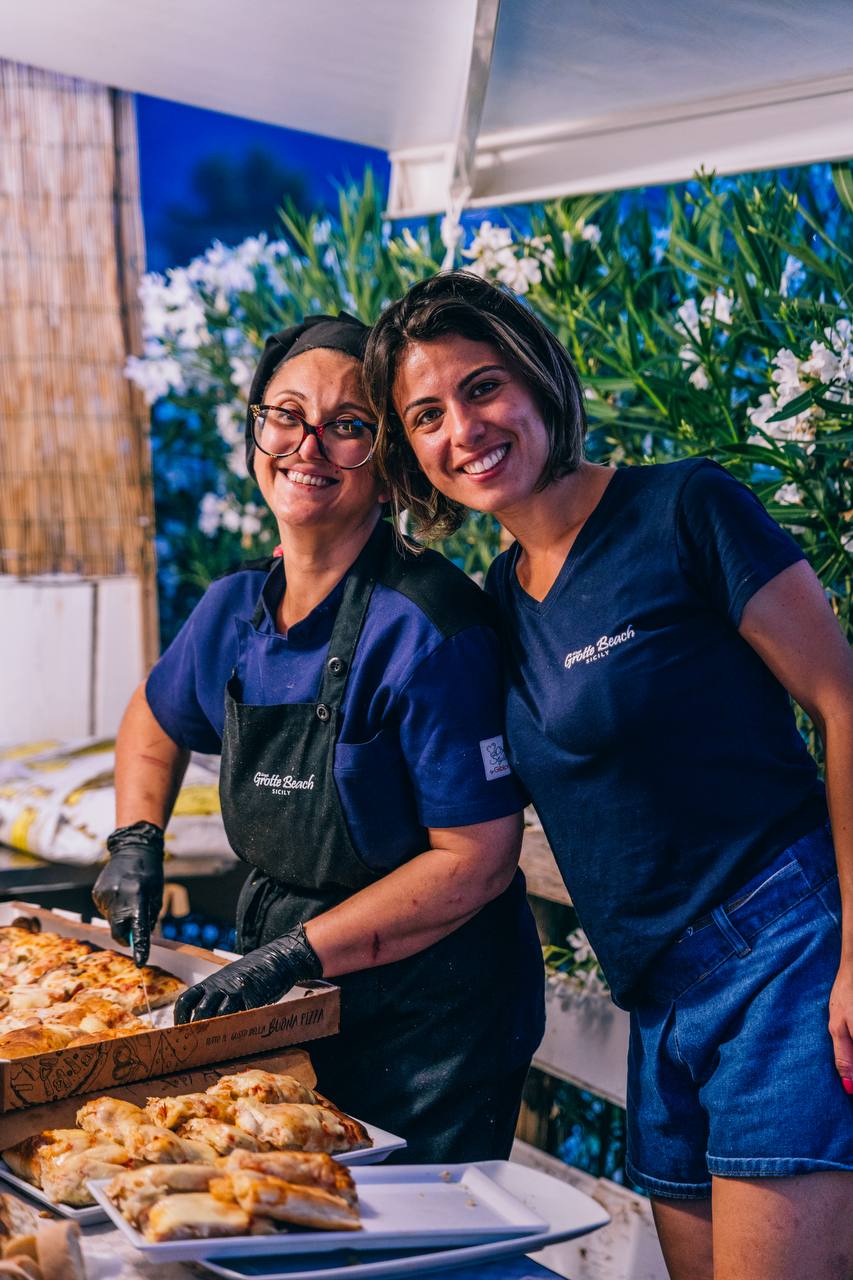 Staff Grotte Beach
