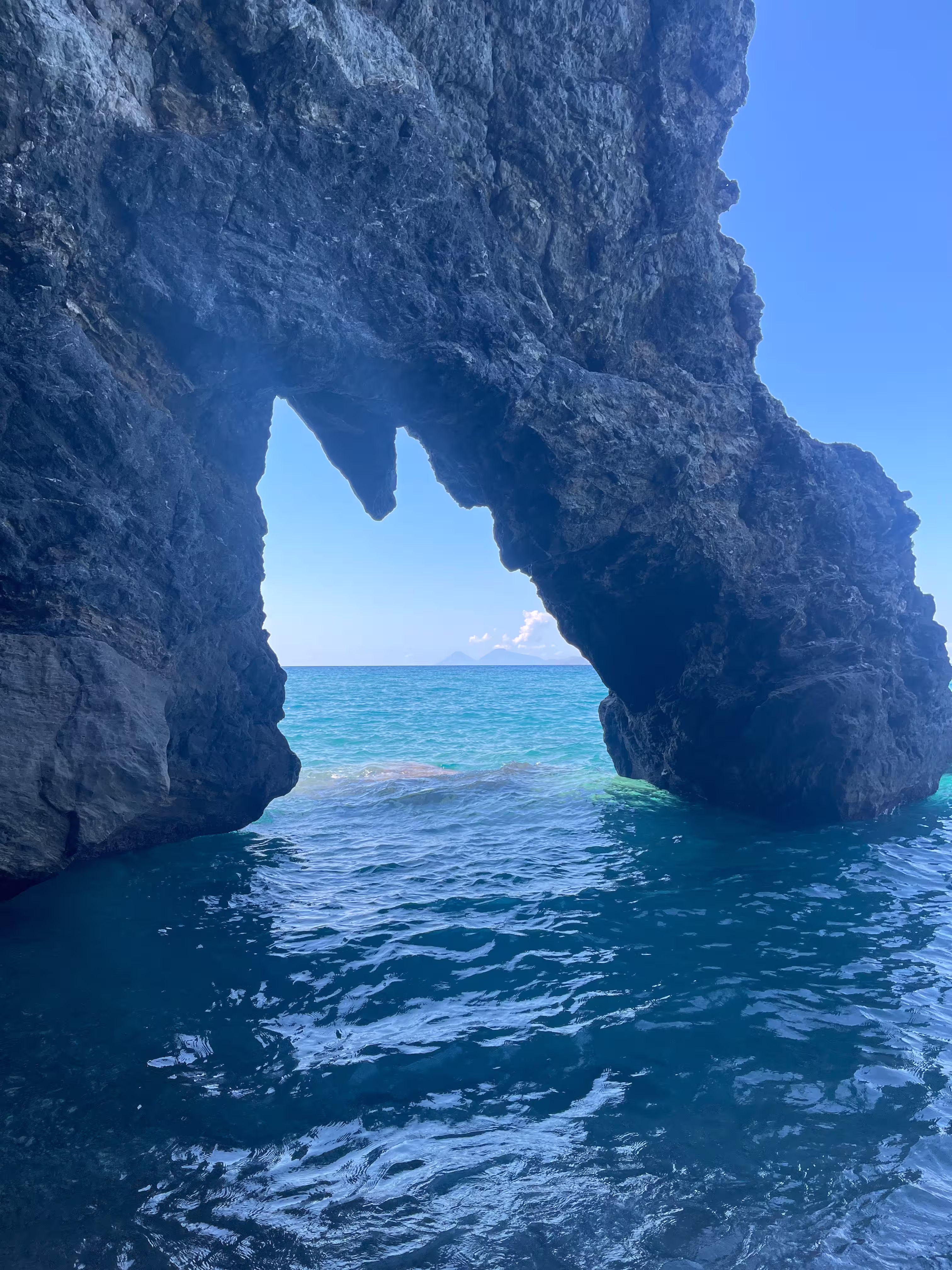 Grotta in mare