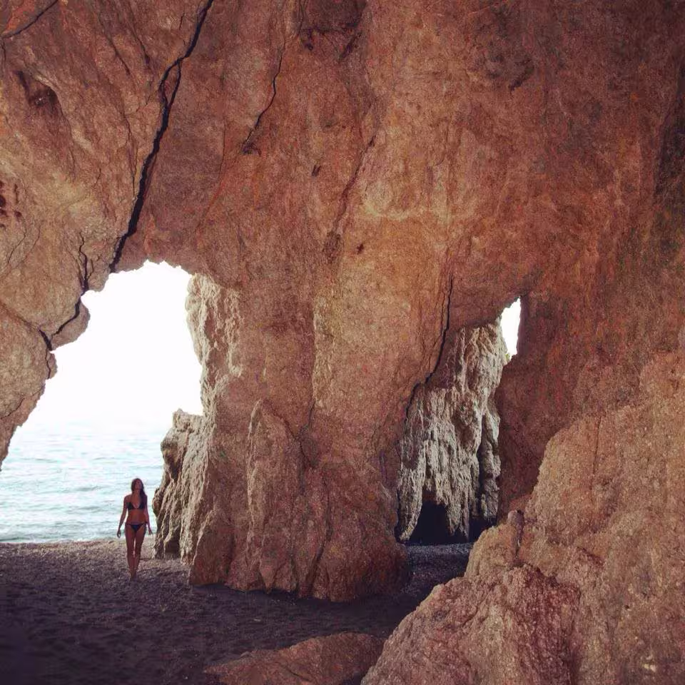 La Grotta Inside