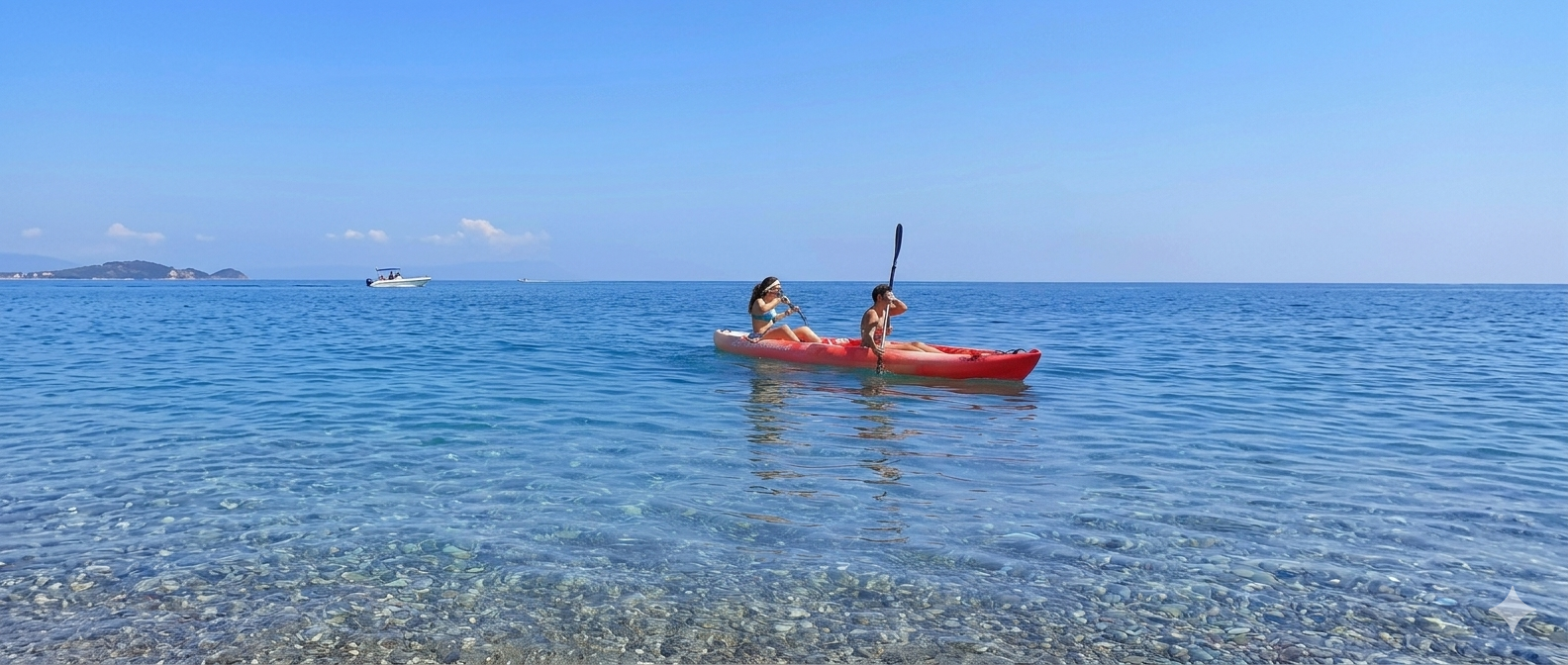 Vista panoramica della baia di Mongiove